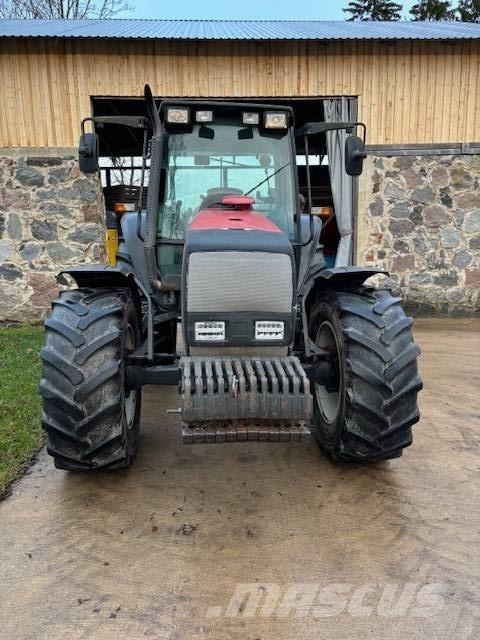 Valtra 6550 HiTech Traktorok