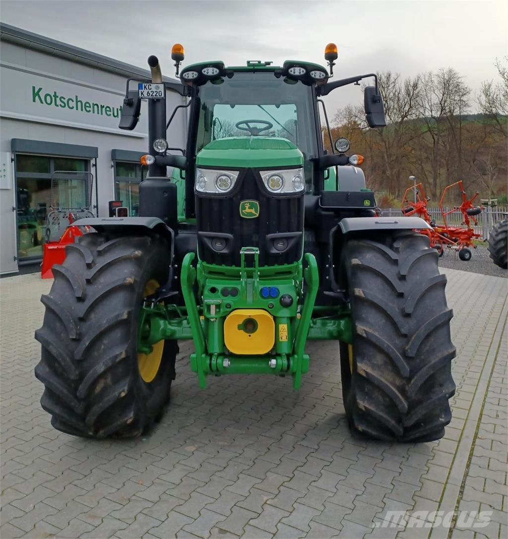 John Deere 6M 220 Traktorok