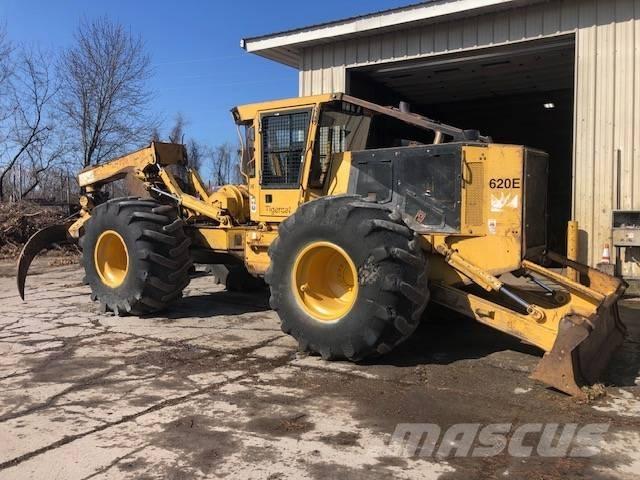 Tigercat 620 Vonszolók