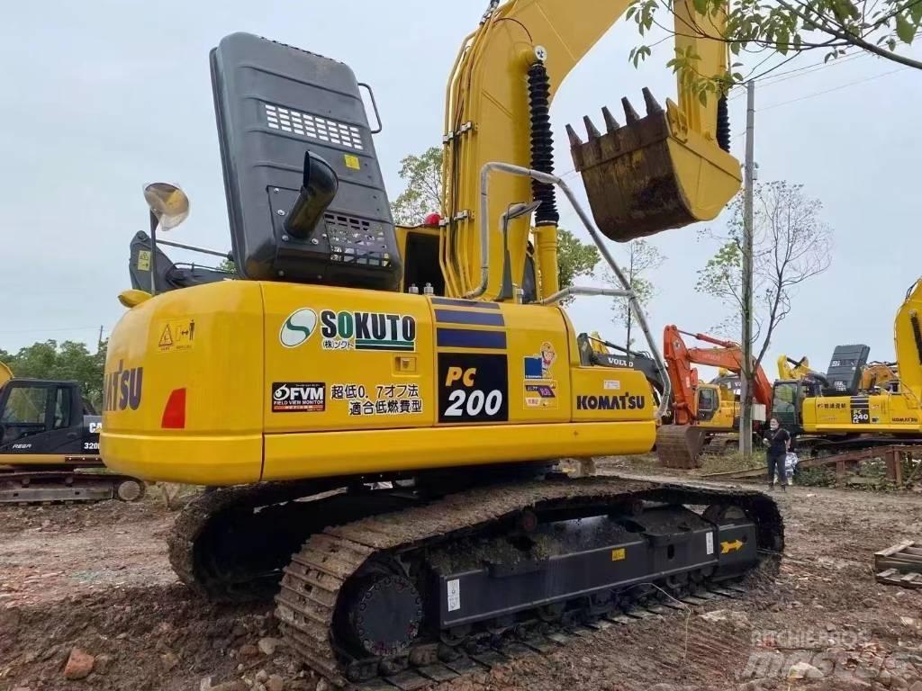 Komatsu 200-8 Lánctalpas kotrók
