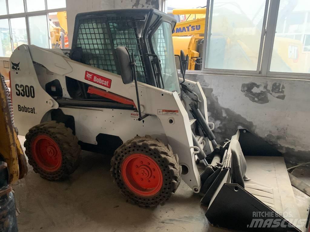 Bobcat S 300 Kompaktrakodók