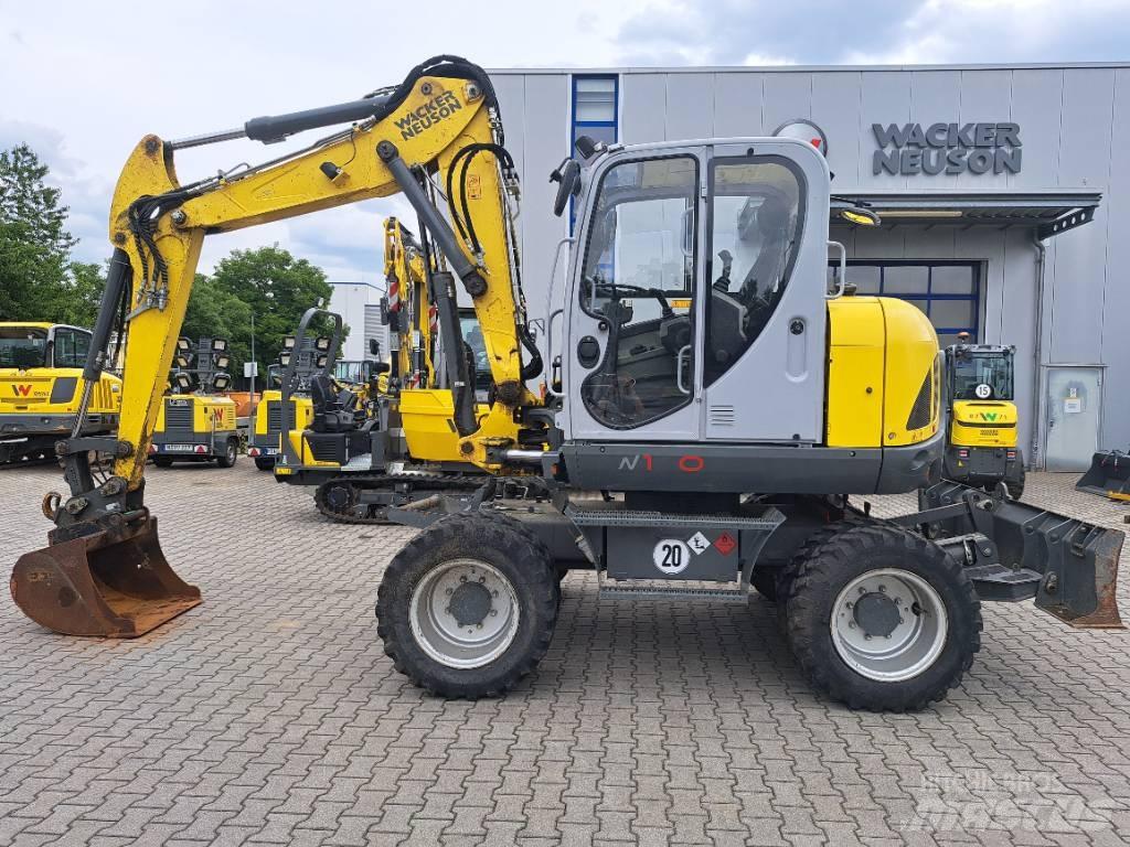 Wacker Neuson EW100 Gumikerekes kotrók