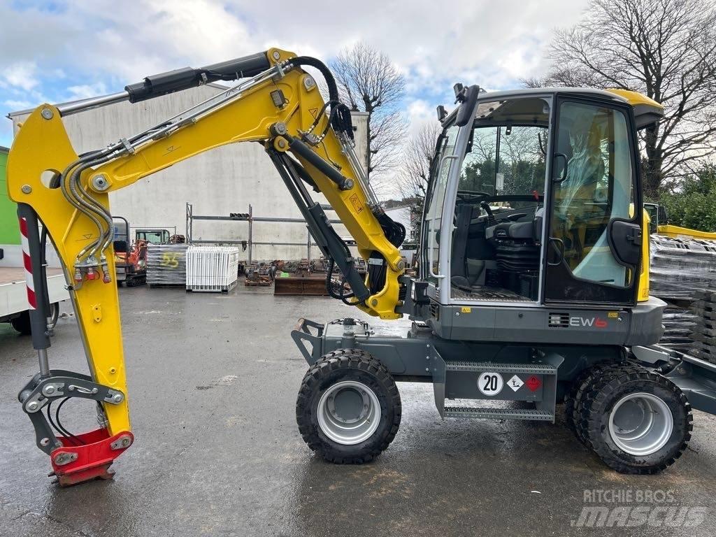 Wacker Neuson EW65 Gumikerekes kotrók