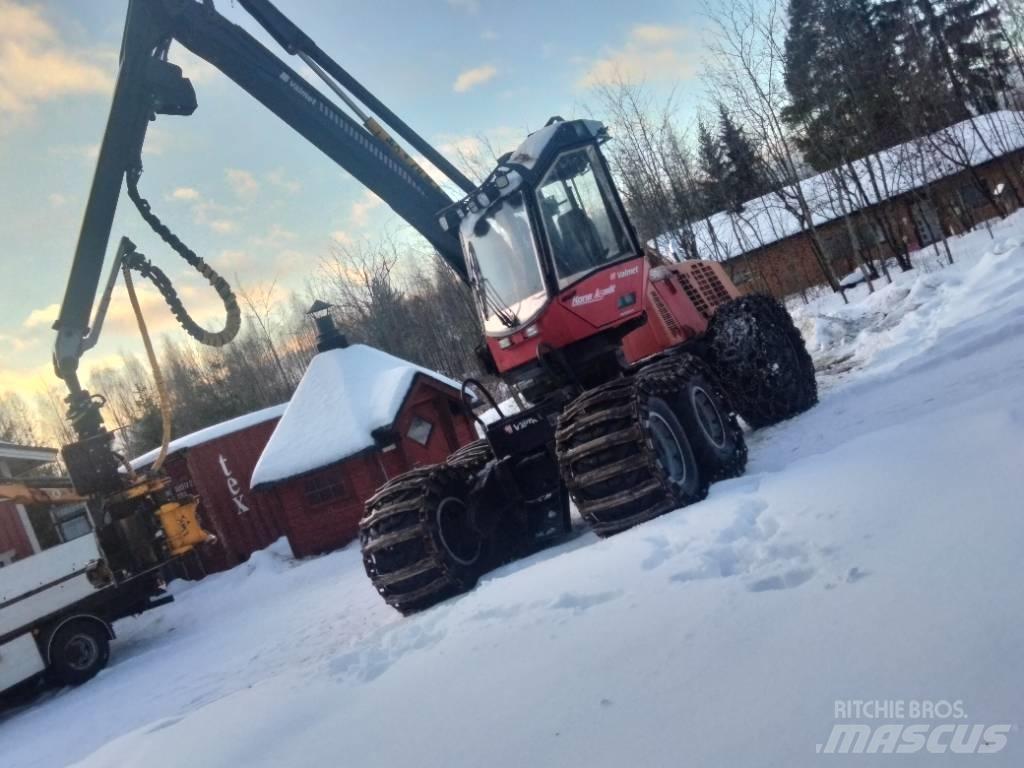 Valmet 901.3 Betakarítók