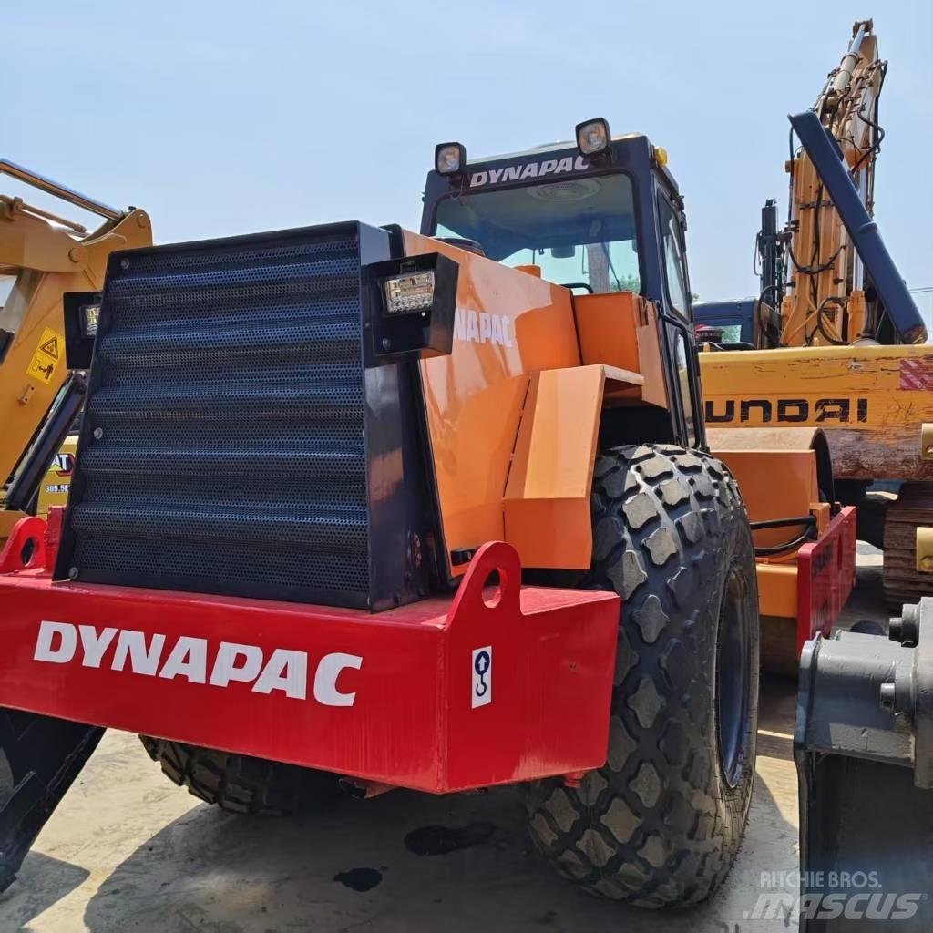 Dynapac CA25D Egydobos hengerek
