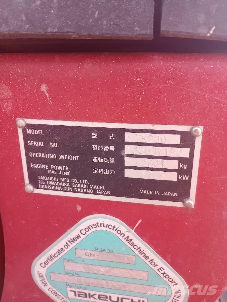 Takeuchi TB230RA Fúró berendezés, tartozékok és alkatrészek