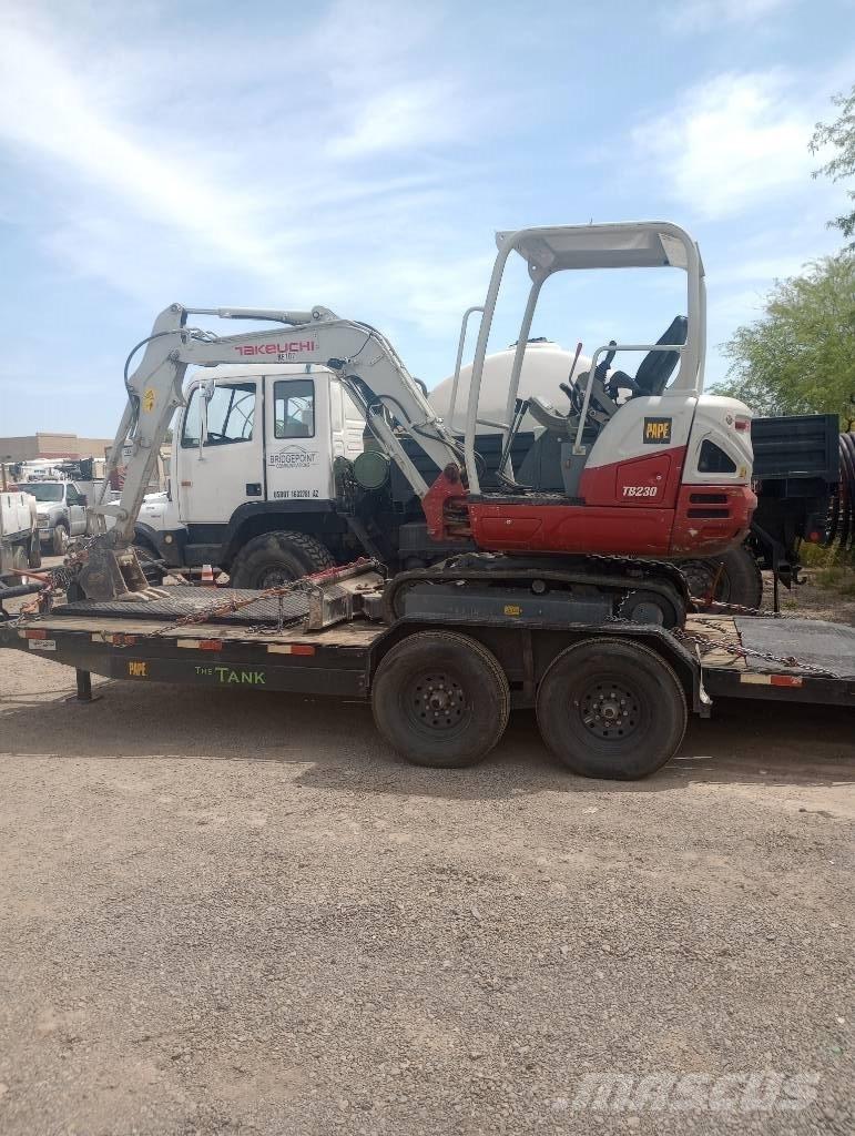 Takeuchi TB230RA Fúró berendezés, tartozékok és alkatrészek