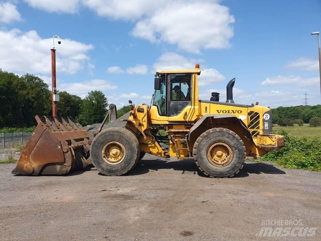 Volvo L 110 F Gumikerekes homlokrakodók