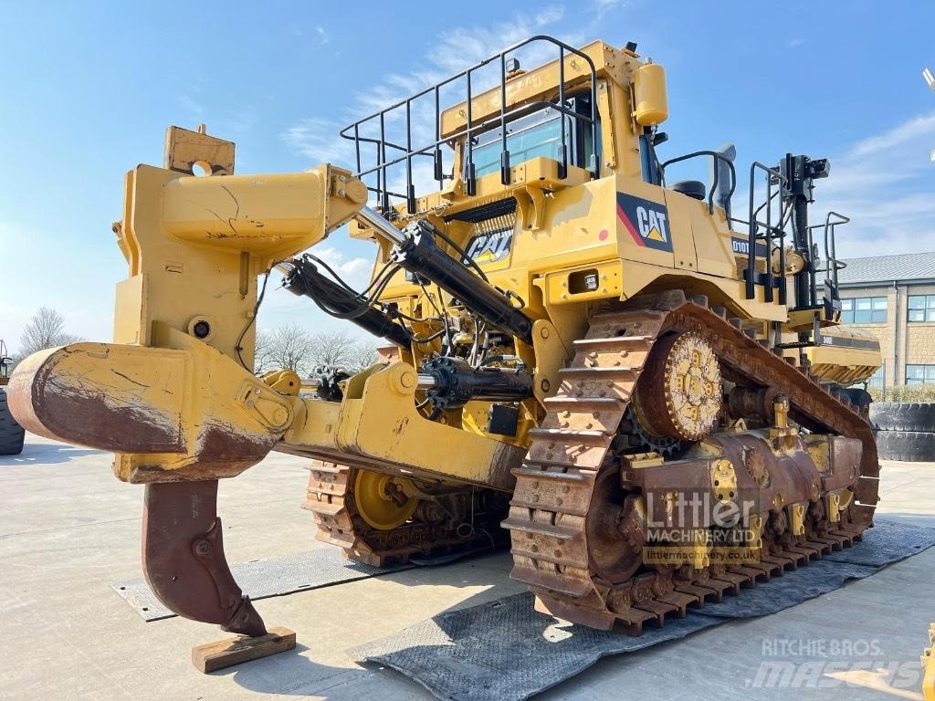 CAT D 10 T 2 lánctalpas dózerek