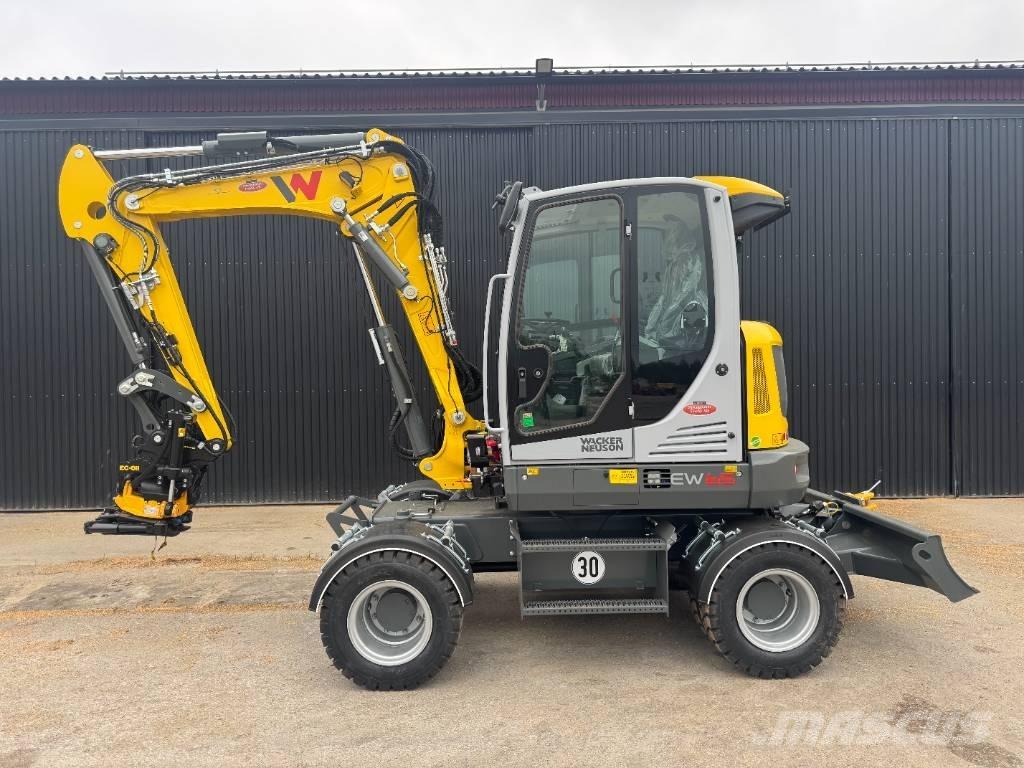 Wacker Neuson EW 65 Gumikerekes kotrók