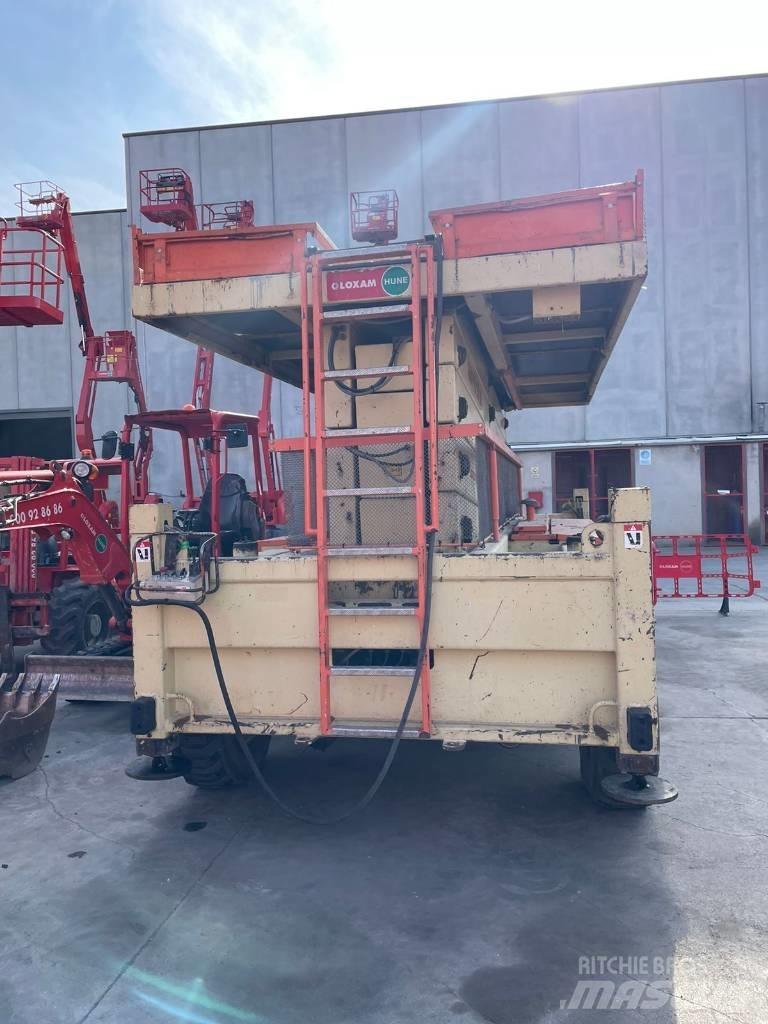 JLG 210-25 Ollós emelők