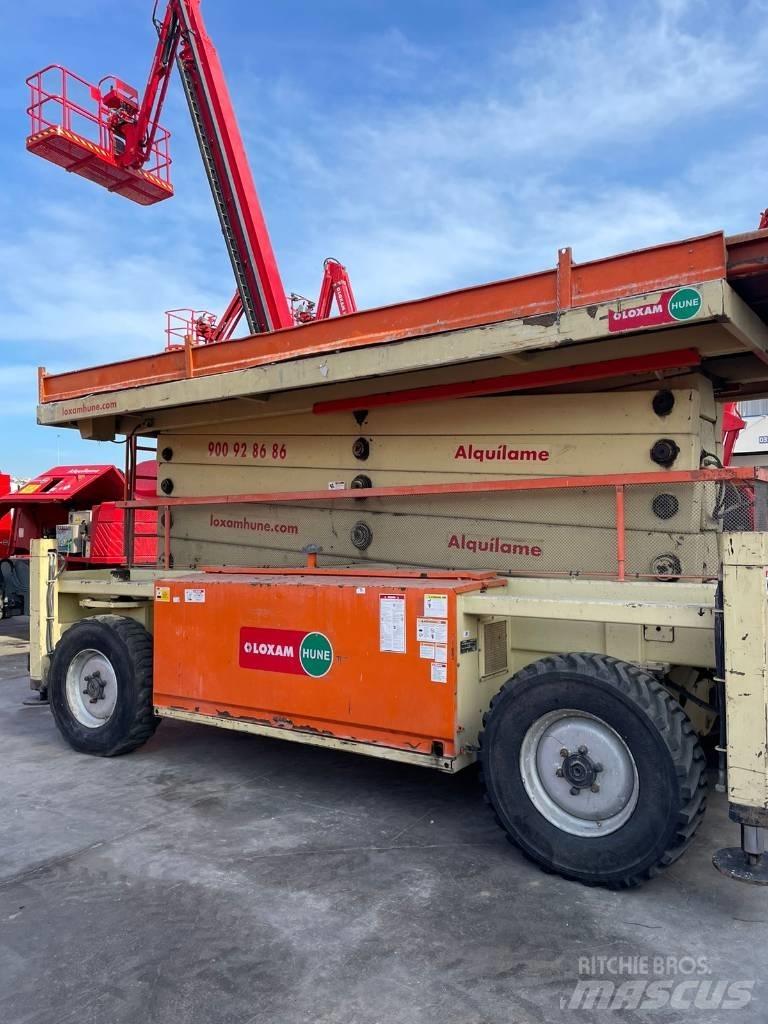 JLG 210-25 Ollós emelők