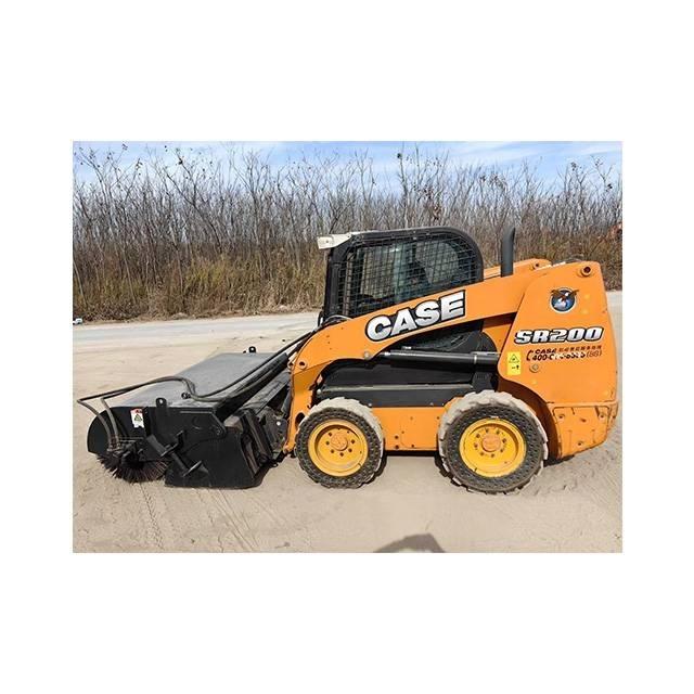 CASE SR 200 Kompaktrakodók