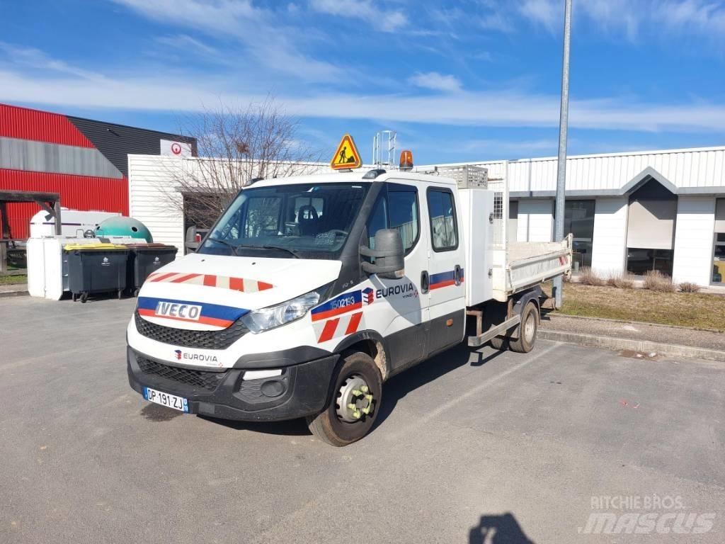 Iveco 70C15D Kis teherszállító/Platós kocsi
