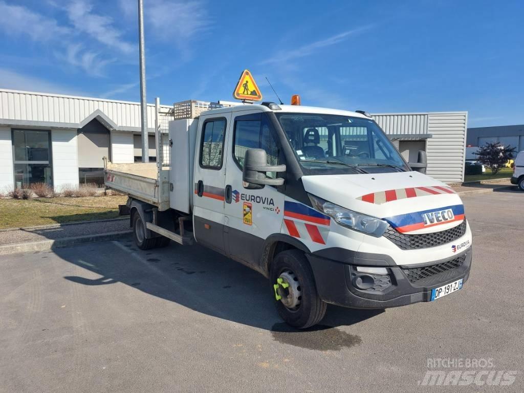 Iveco 70C15D Kis teherszállító/Platós kocsi