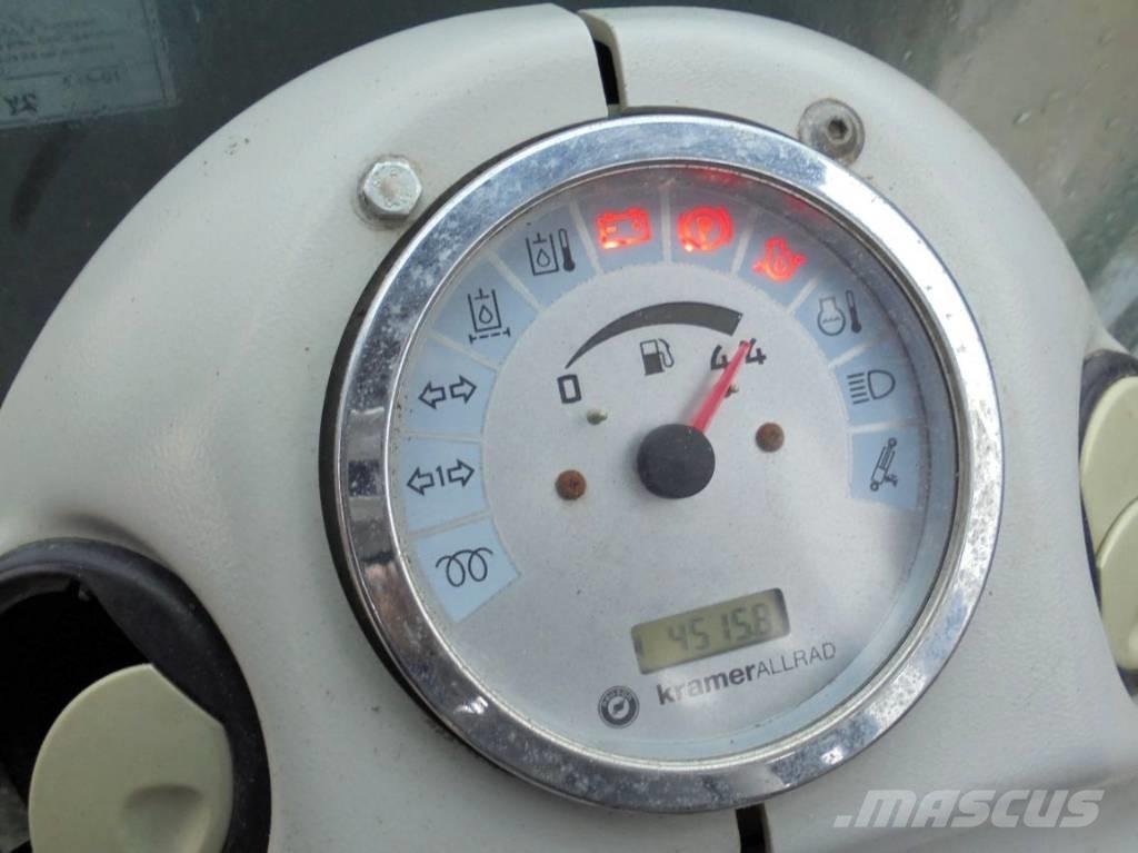 Kramer 350 Gumikerekes homlokrakodók