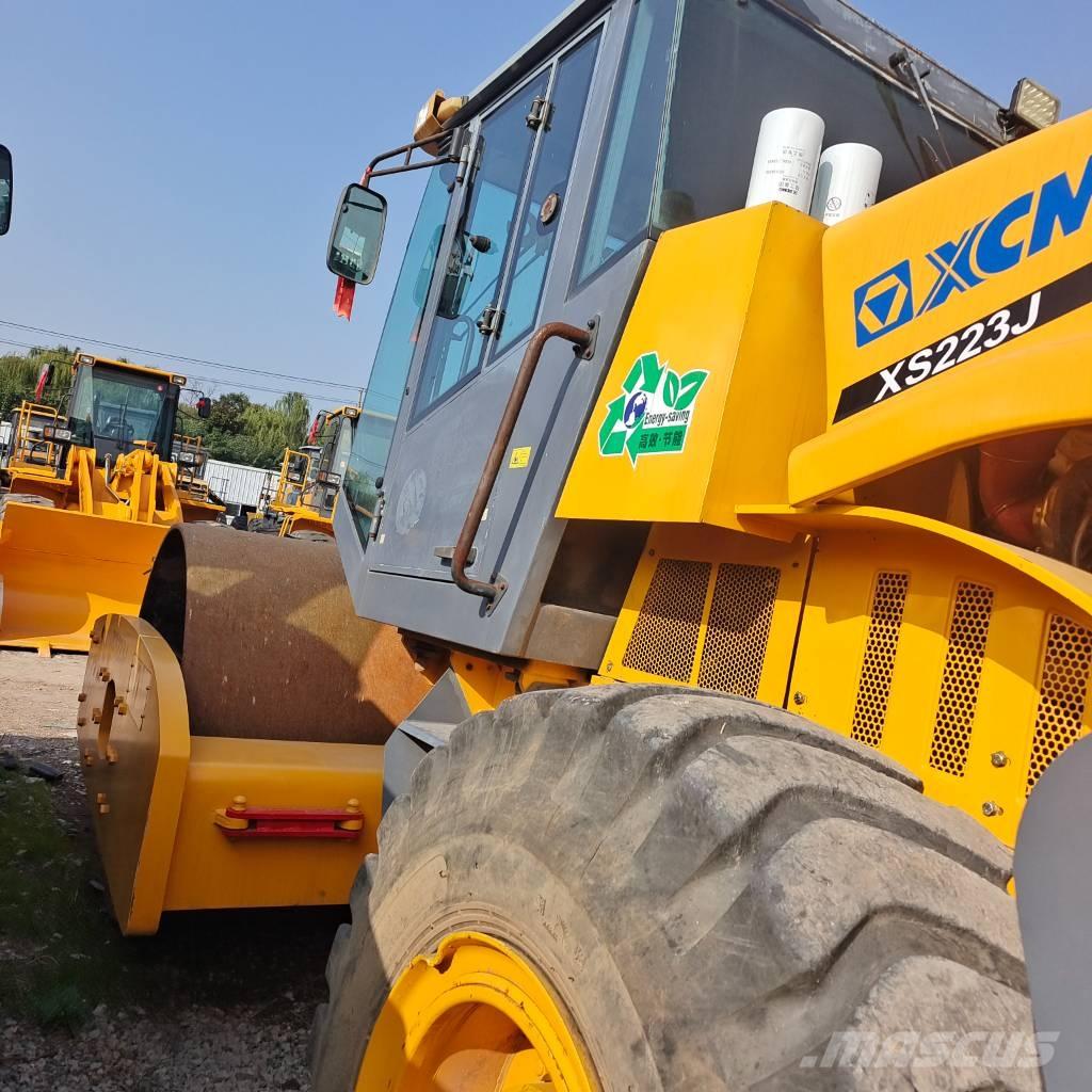 XCMG XS223J Egydobos hengerek