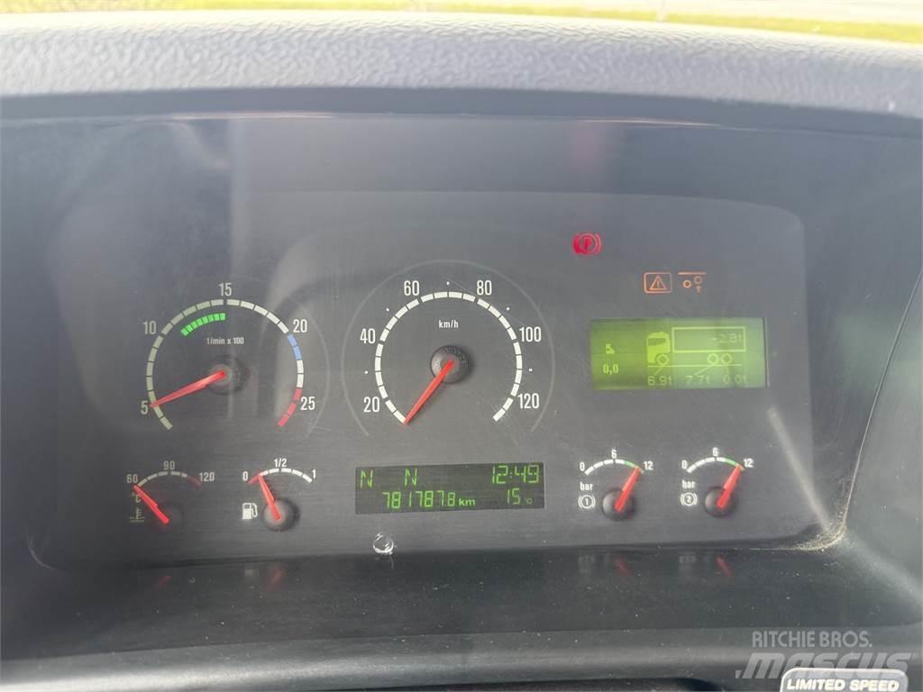Scania R420 6X2 Darus teherautók