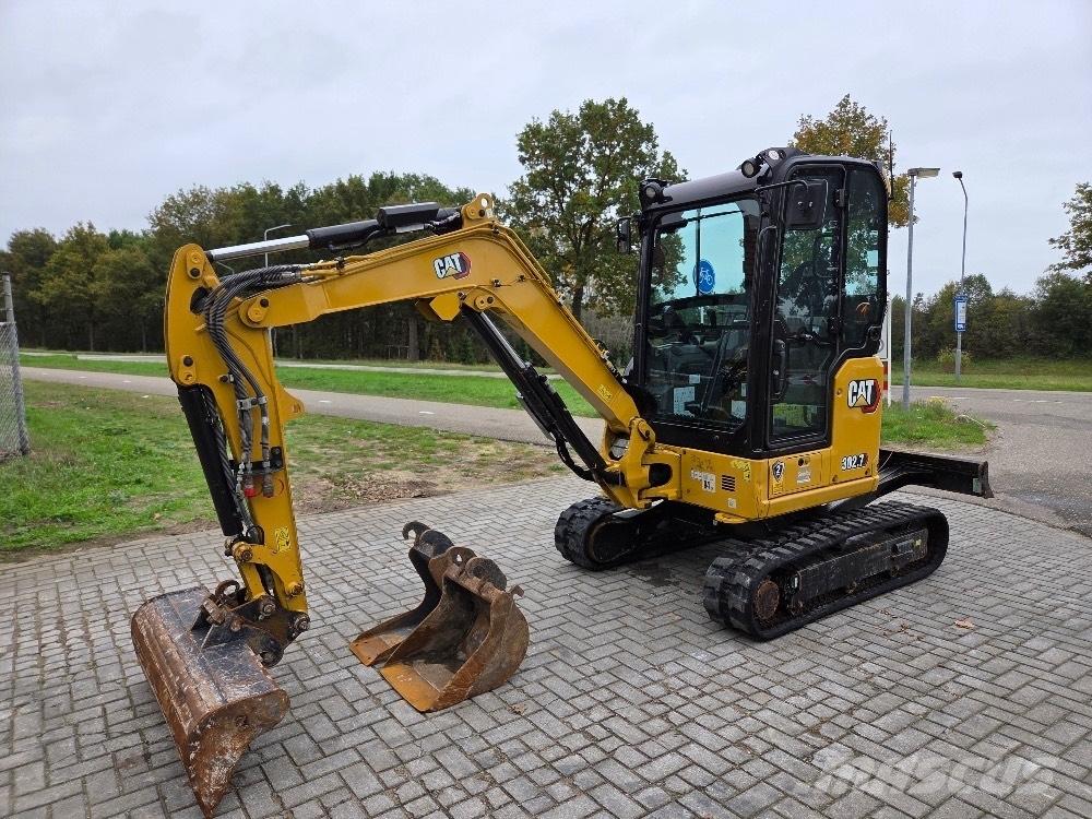 CAT 302.7CR Mini kotrók < 7t