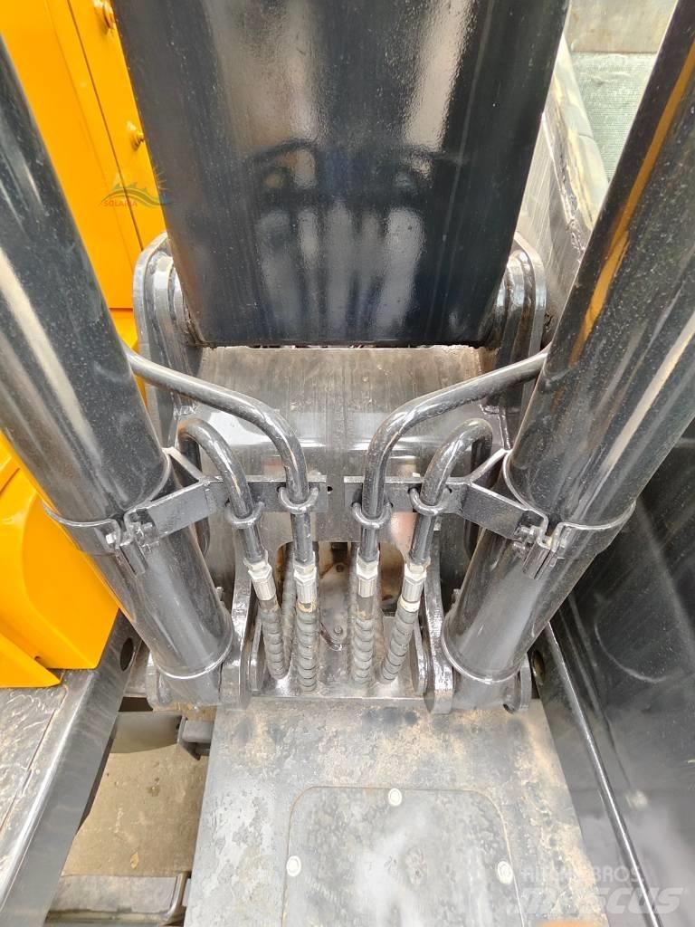 Hyundai R 150 W Gumikerekes kotrók