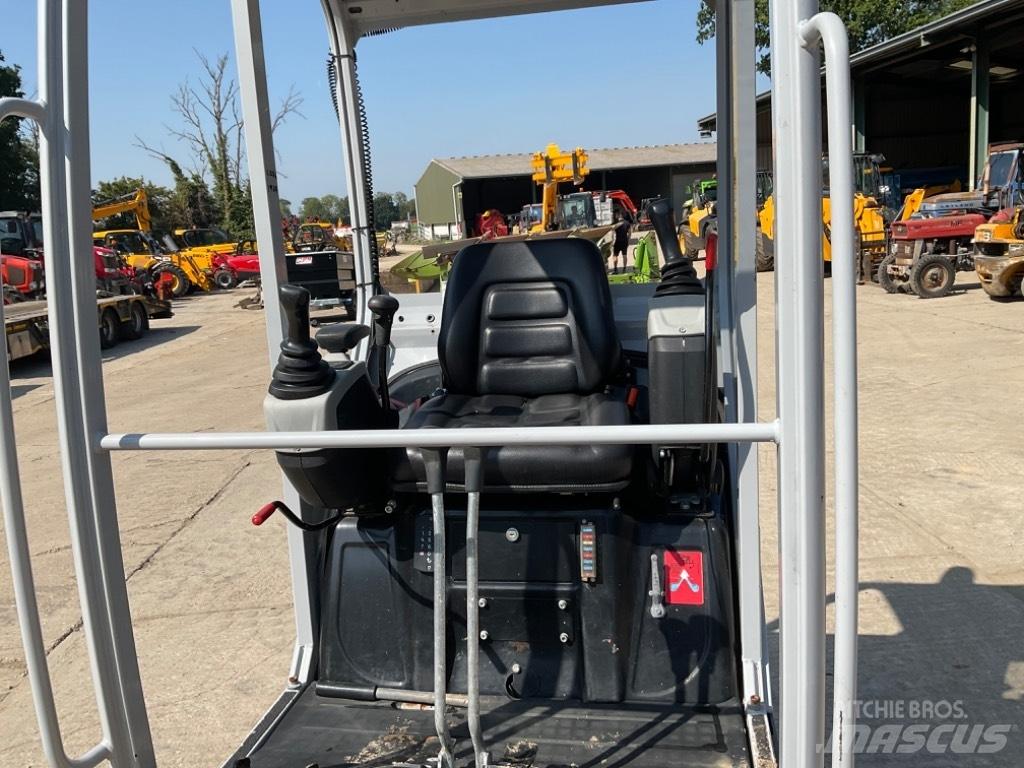 Wacker Neuson ET 16 Mini kotrók < 7t