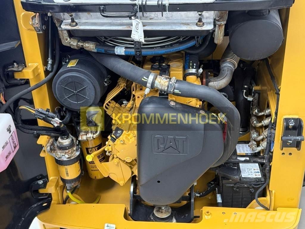 CAT 216 B3 Kompaktrakodók