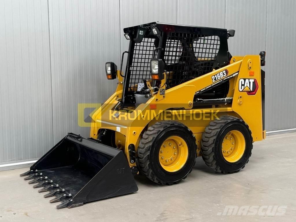 CAT 216 B3 Kompaktrakodók