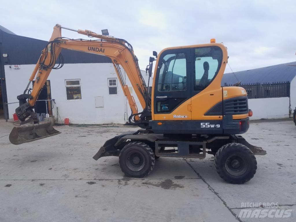 Hyundai R55 W-9 Gumikerekes kotrók