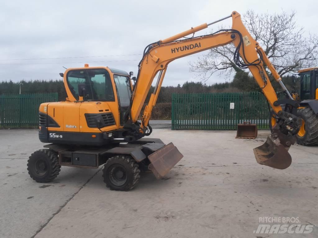 Hyundai R55 W-9 Gumikerekes kotrók