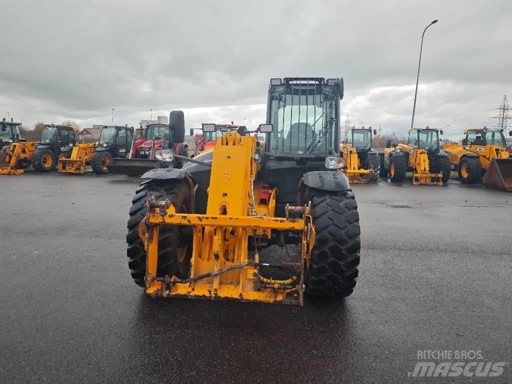 JCB 536-60 Agri Teleszkópos mezőgazdasági rakodók