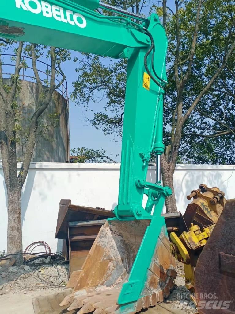 Kobelco SK 200 Lánctalpas kotrók