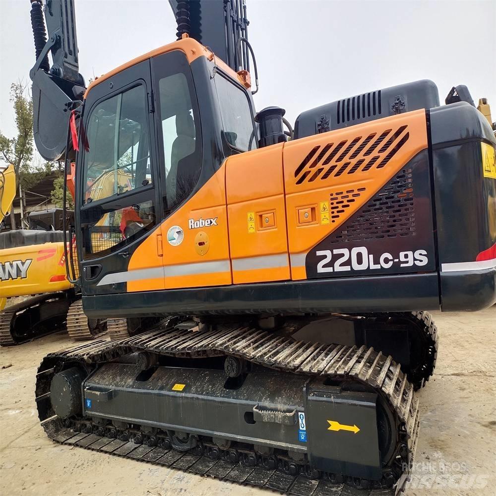 Hyundai 220LC-9S Lánctalpas kotrók