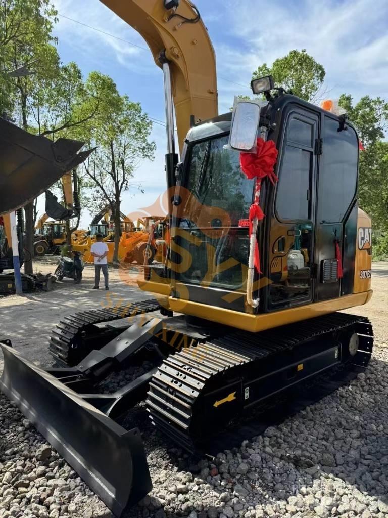 CAT 307 E2 Közepes (midi) kotrók 7 t - 12 t