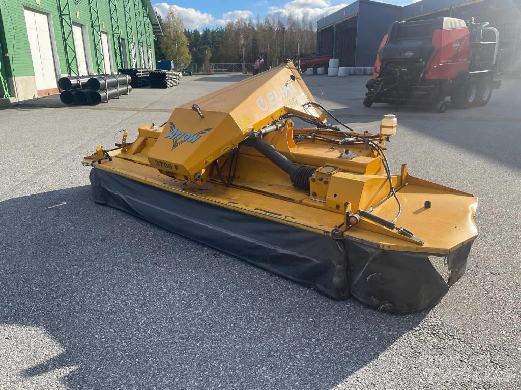 Elho 3700 Front Öntöző Kaszák