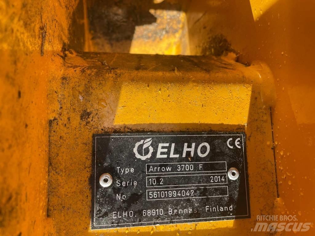 Elho 3700 Front Öntöző Kaszák