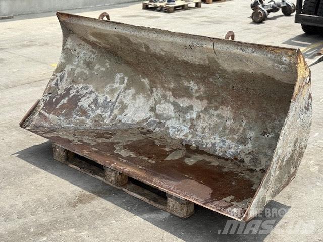 Volvo L 25/30 BICKET Kanalak
