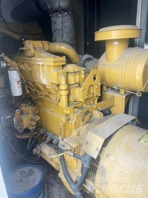 CAT XQ350, 600 Volt Dízel áramfejlesztők