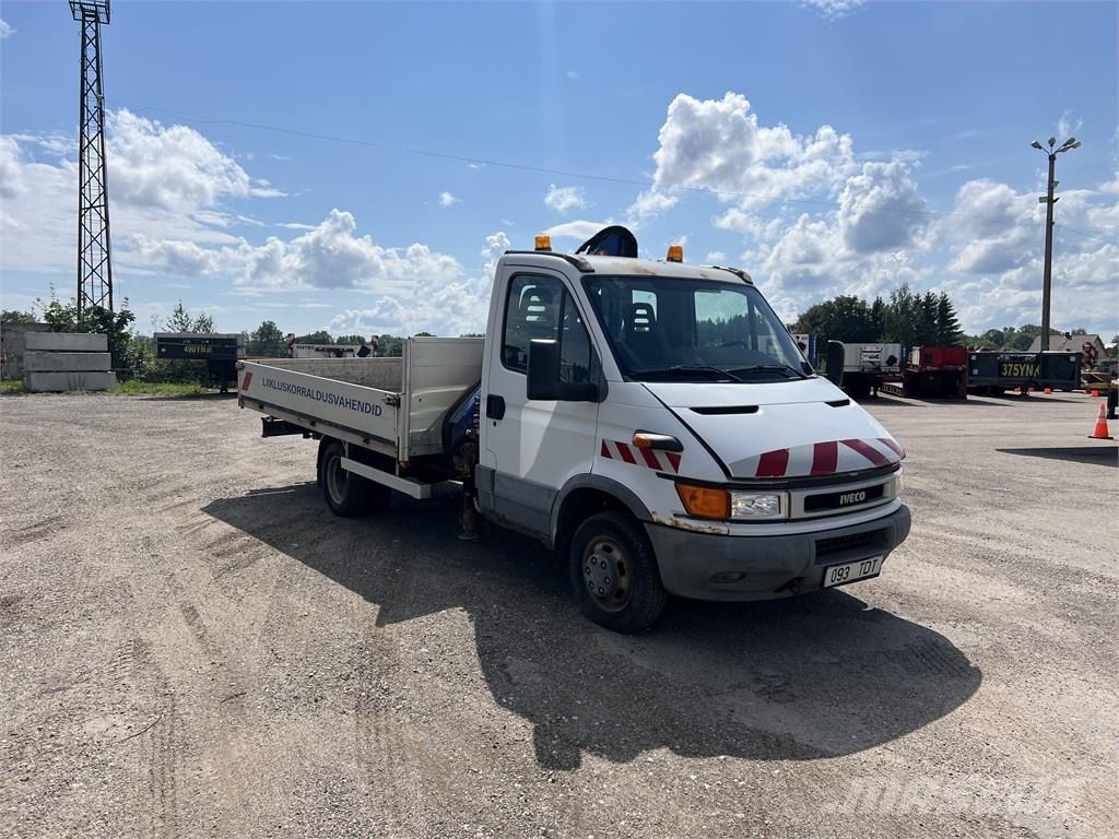 Iveco Daily 50 C13 Kis teherszállító/Platós kocsi