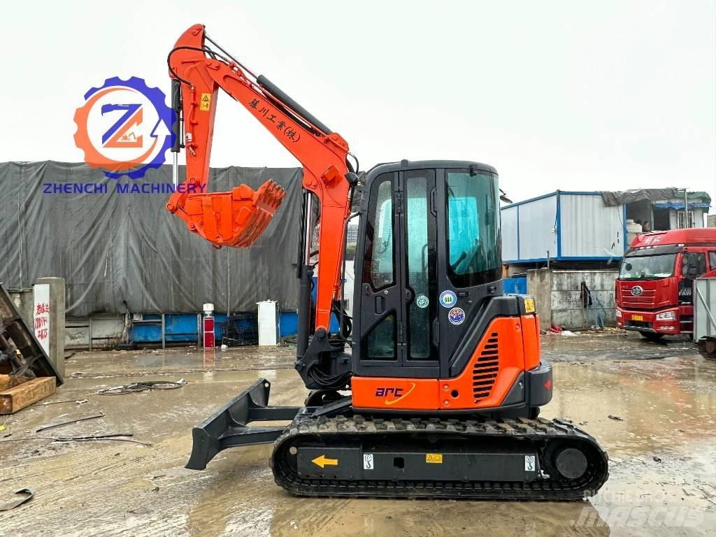 Hitachi ZX 50 Mini kotrók < 7t