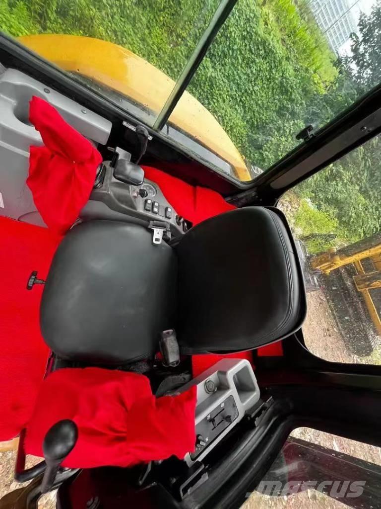 CAT 305 C CR Mini kotrók < 7t