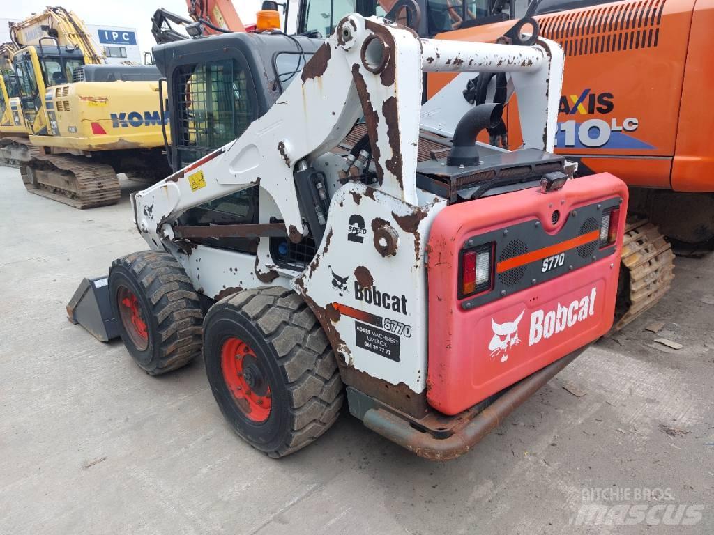 Bobcat 377 Kompaktrakodók