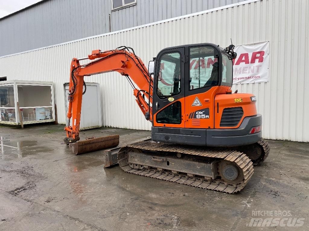 Doosan DX85 Közepes (midi) kotrók 7 t - 12 t