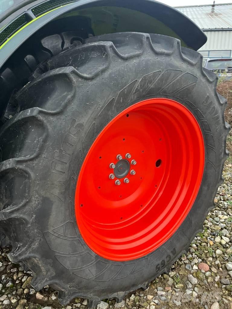 CLAAS Arion 450 CIS Traktorok