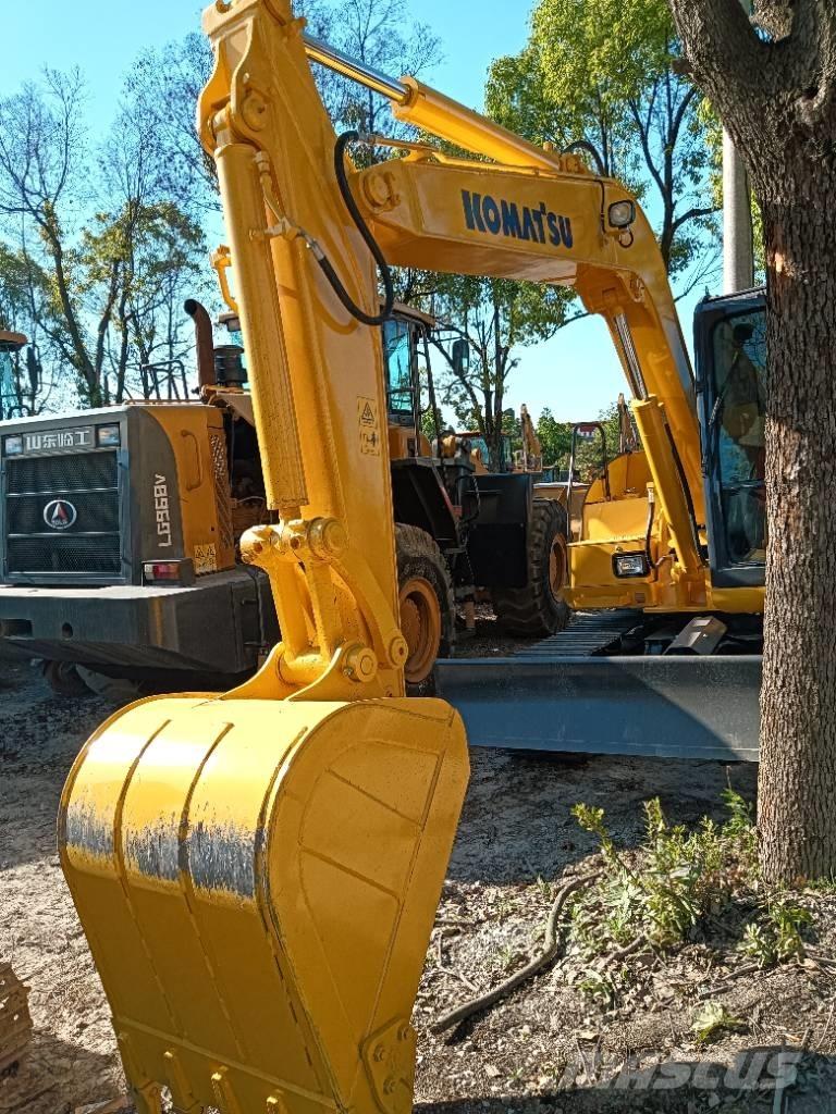Komatsu PC 70 Közepes (midi) kotrók 7 t - 12 t