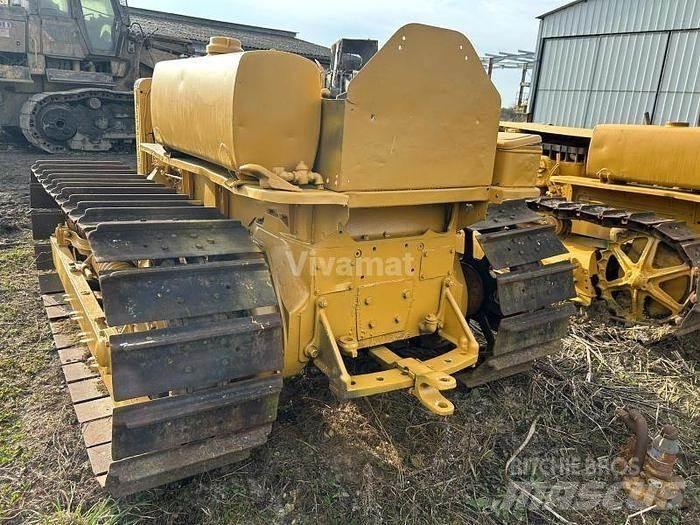 CAT D4 - lánctalpas dózerek