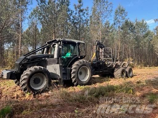 Valtra T 254 Erdészeti traktorok