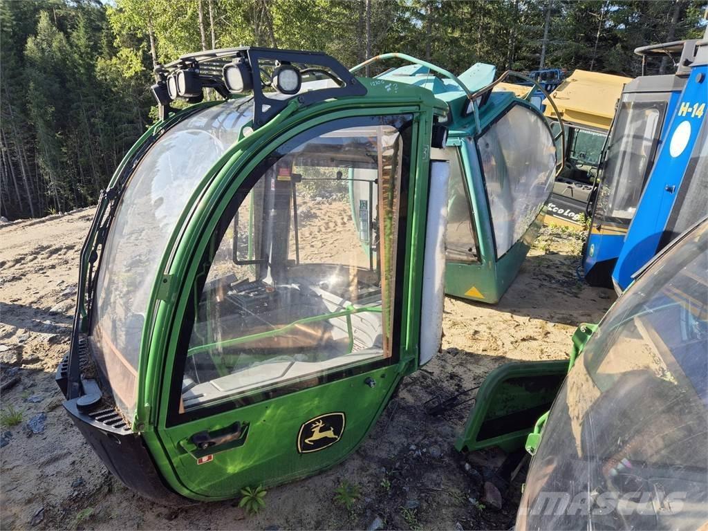 John Deere 1270G Vezetőfülke és belső tartozékok