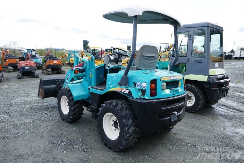 Yanmar v3-6 Gumikerekes homlokrakodók