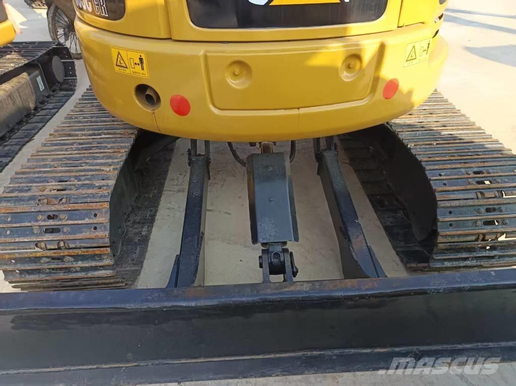 CAT 305 C CR Mini kotrók < 7t