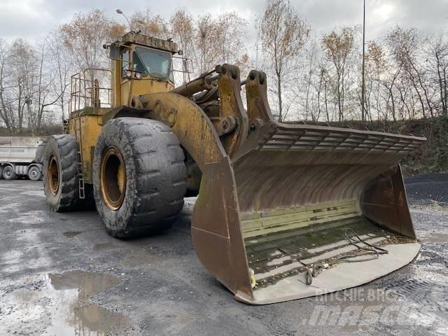 CAT 992 C Gumikerekes homlokrakodók